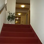 Maria Otel