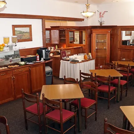 Maria Hotel