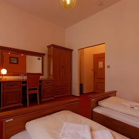 ホテル ホテル　マリア 3*